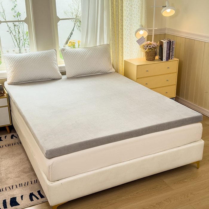 91家纺网 家纺一手货源 找家纺 北辰 2025新款冬季牛奶绒海绵床垫可拆洗软垫学生上下铺床垫可定制 纯色-灰