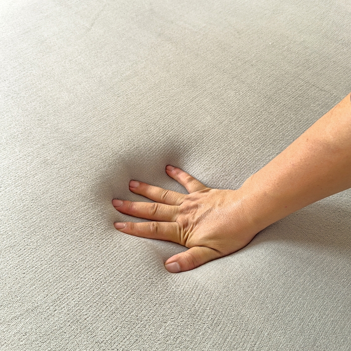 91家纺网 家纺一手货源 找家纺 北辰 2025新款冬季牛奶绒海绵床垫可拆洗软垫学生上下铺床垫可定制 纯色-灰