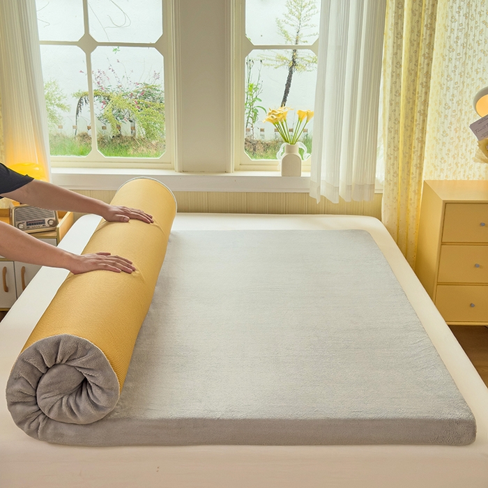 91家纺网 家纺一手货源 找家纺 北辰 2025新款冬季牛奶绒海绵床垫可拆洗软垫学生上下铺床垫可定制 纯色-灰