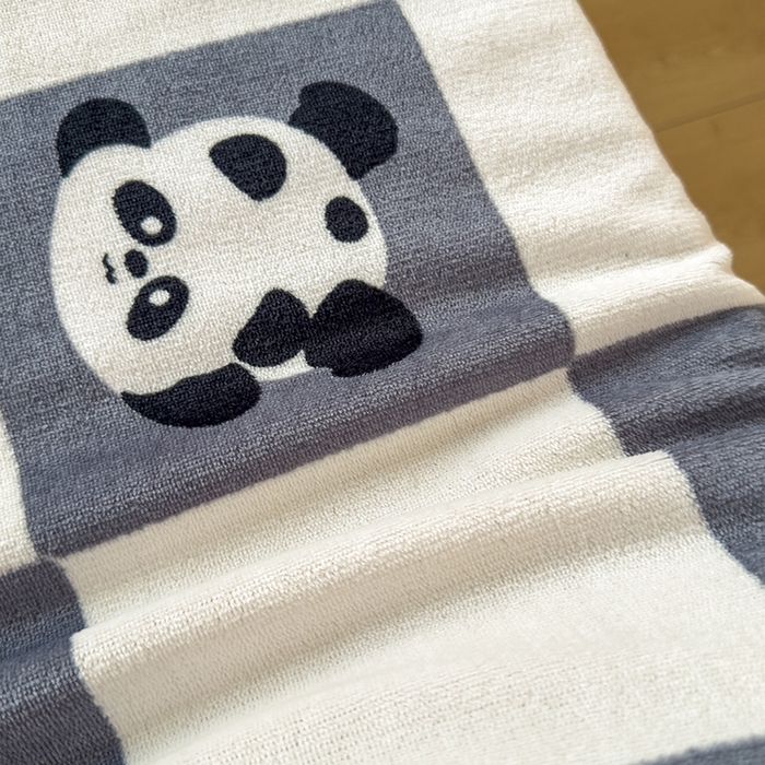 91家纺网 家纺一手货源 找家纺 北辰 2025新款冬季牛奶绒海绵床垫可拆洗软垫学生上下铺床垫可定制 方格熊猫灰