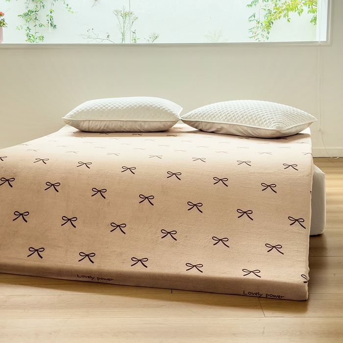 91家纺网 家纺一手货源 找家纺 北辰 2025新款冬季牛奶绒海绵床垫可拆洗软垫学生上下铺床垫可定制 蝴蝶结