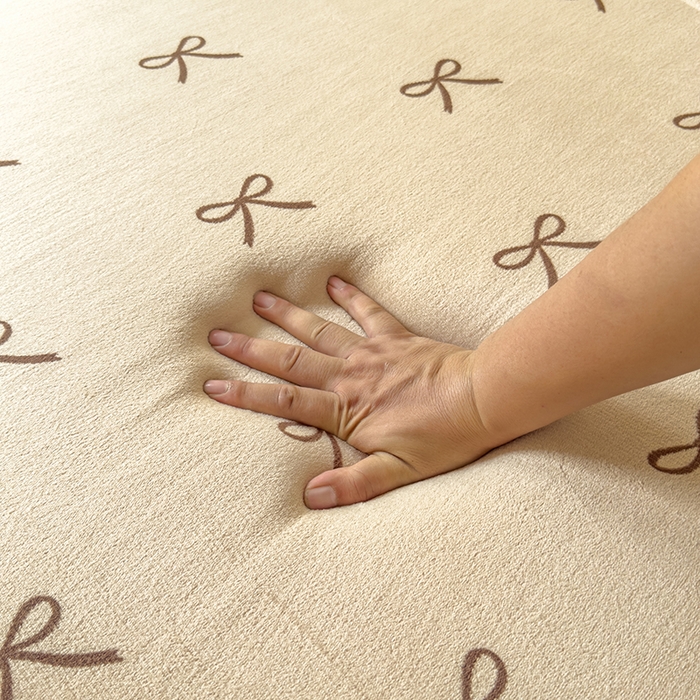 91家纺网 家纺一手货源 找家纺 北辰 2025新款冬季牛奶绒海绵床垫可拆洗软垫学生上下铺床垫可定制 蝴蝶结