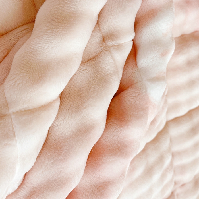 91家纺网 家纺一手货源 找家纺 梵朴 2025新款牛奶绒泡泡兔毛绒床垫学生宿舍床褥子床护垫学生款印花系列 云纹爱心粉