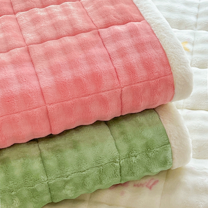 91家纺网 家纺一手货源 找家纺 梵朴 2025新款牛奶绒泡泡兔毛绒床垫学生宿舍床褥子床护垫学生款印花系列 组合图仅供参考不可下单