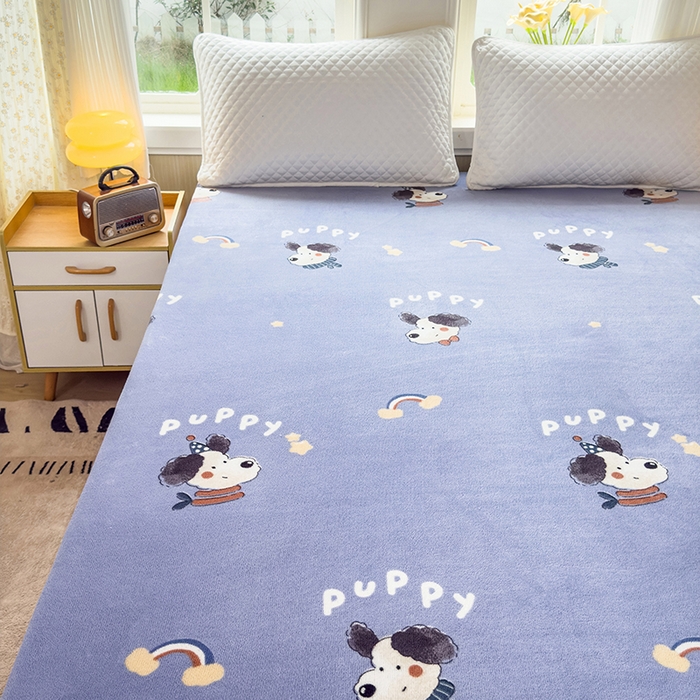 91家纺网 家纺一手货源 找家纺 北辰 2025新款冬季牛奶绒海绵床垫可拆洗软垫学生上下铺床垫可定制 puppy狗