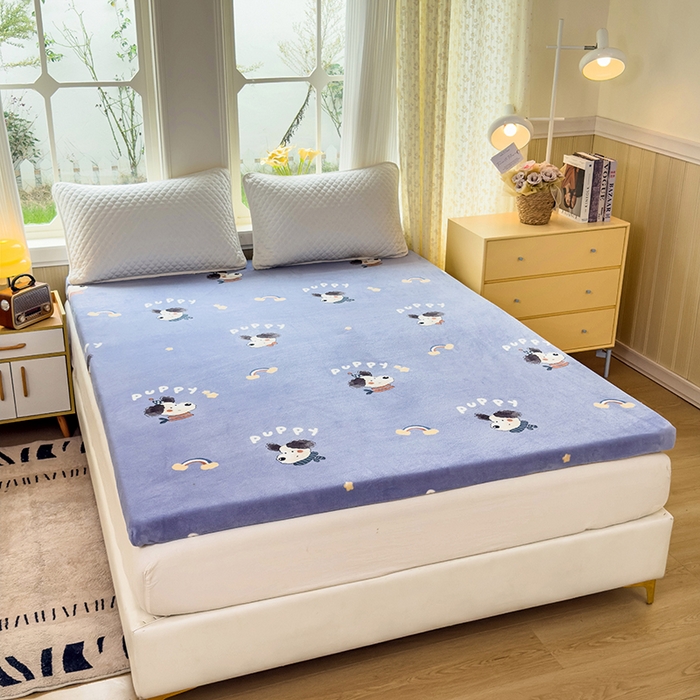 91家纺网 家纺一手货源 找家纺 北辰 2025新款冬季牛奶绒海绵床垫可拆洗软垫学生上下铺床垫可定制 puppy狗