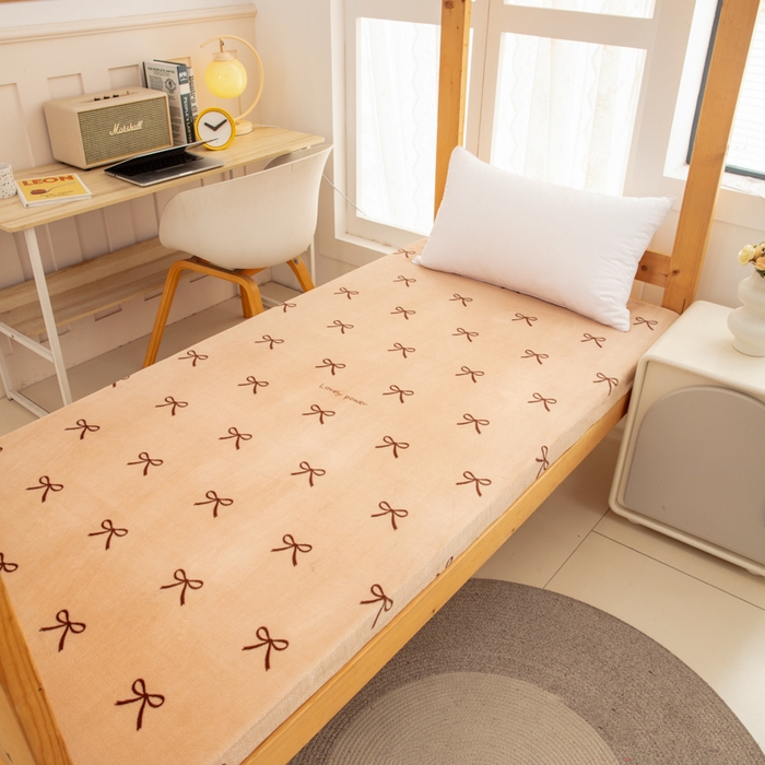 91家纺网 家纺一手货源 找家纺 北辰 2023新款新中式桌旗桌布青花瓷桌旗 青花瓷-藏青