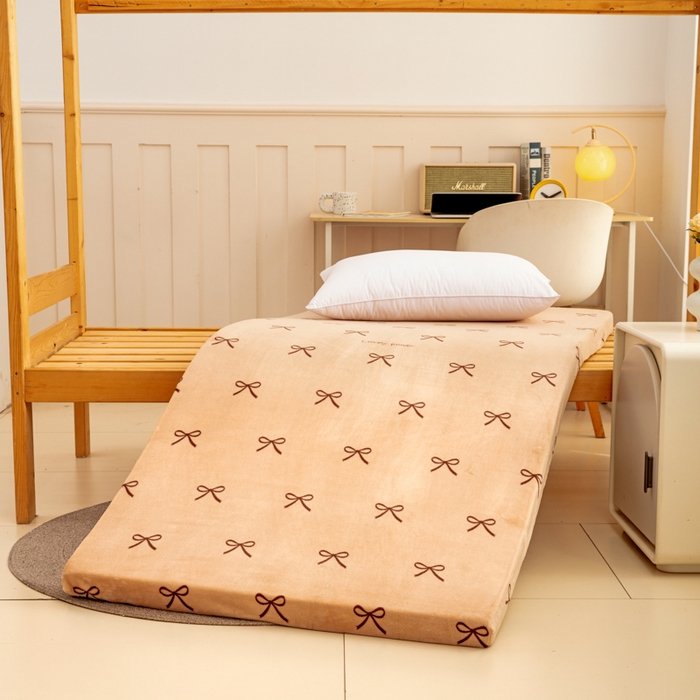 91家纺网 家纺一手货源 找家纺 （总）北辰 2025新款冬季牛奶绒海绵床垫可拆洗软垫学生上下铺床垫