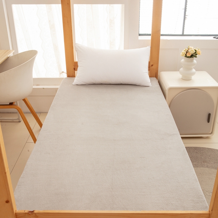 91家纺网 家纺一手货源 找家纺 北辰 2025新款冬季牛奶绒海绵床垫可拆洗软垫学生上下铺床垫 纯色-灰