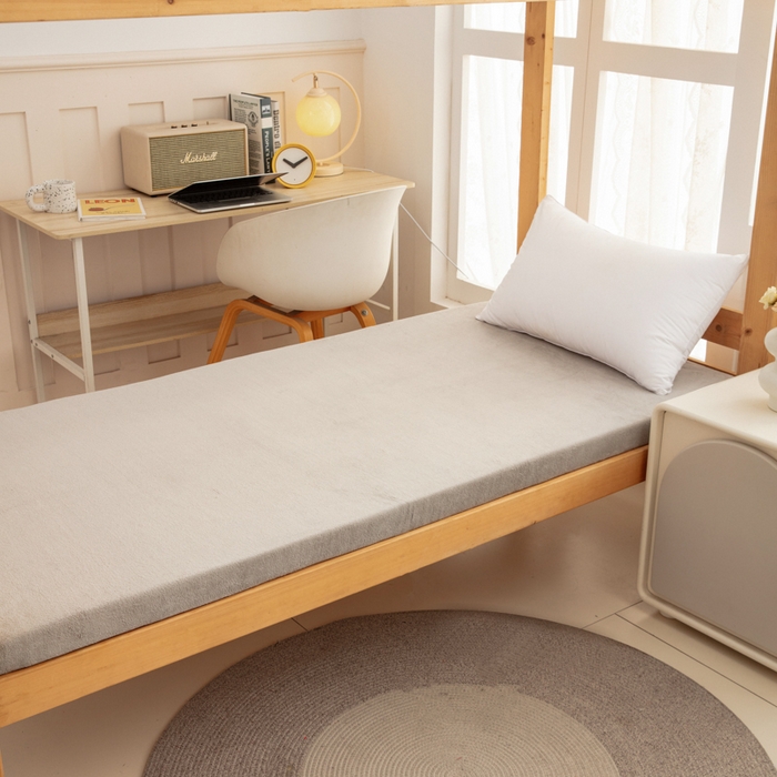 91家纺网 家纺一手货源 找家纺 北辰 2025新款冬季牛奶绒海绵床垫可拆洗软垫学生上下铺床垫 纯色-灰