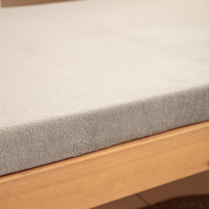 91家纺网 家纺一手货源 找家纺 北辰 2025新款冬季牛奶绒海绵床垫可拆洗软垫学生上下铺床垫 纯色-灰