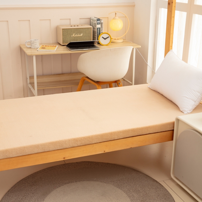 91家纺网 家纺一手货源 找家纺 北辰 2025新款冬季牛奶绒海绵床垫可拆洗软垫学生上下铺床垫 纯色-棕