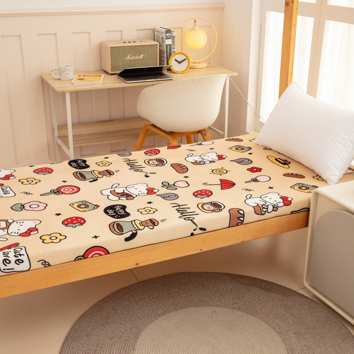 91家纺网 家纺一手货源 找家纺 北辰 2025新款冬季牛奶绒海绵床垫可拆洗软垫学生上下铺床垫 欢乐假日