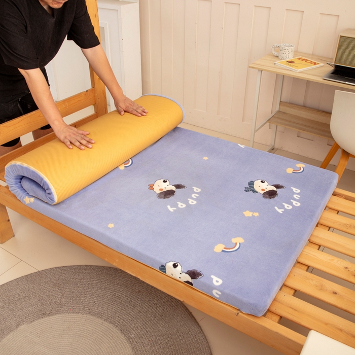 91家纺网 家纺一手货源 找家纺 北辰 2025新款冬季牛奶绒海绵床垫可拆洗软垫学生上下铺床垫 puppy狗