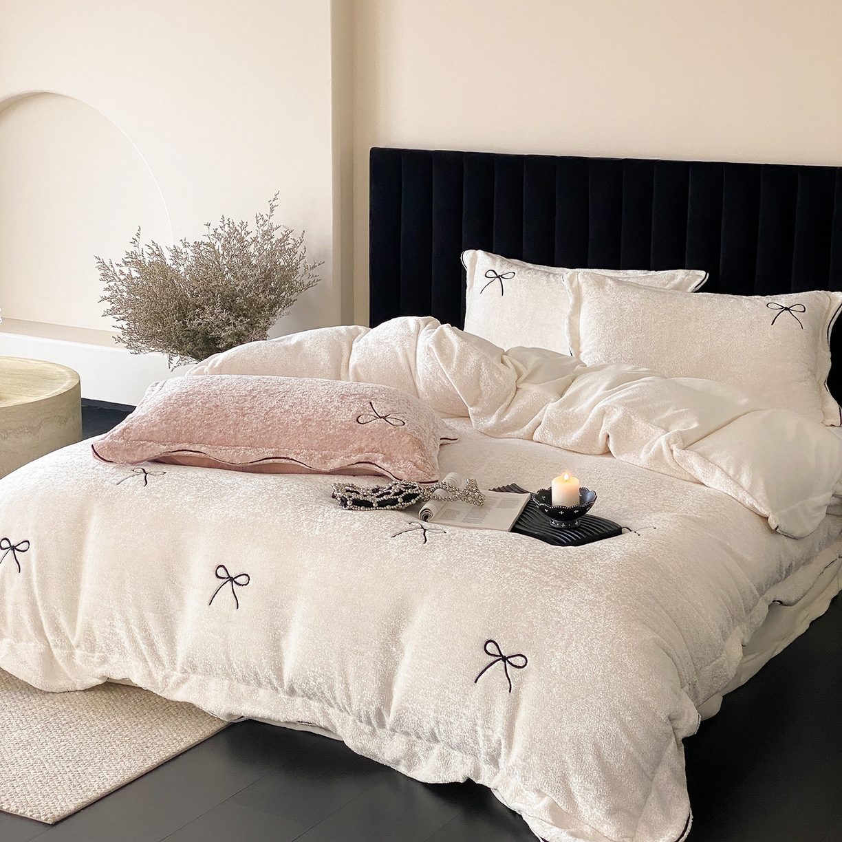 91家纺网 家纺一手货源 找家纺 （总）星野 2025新款高克重牛奶绒云锦绒刺绣四件套-可可西里