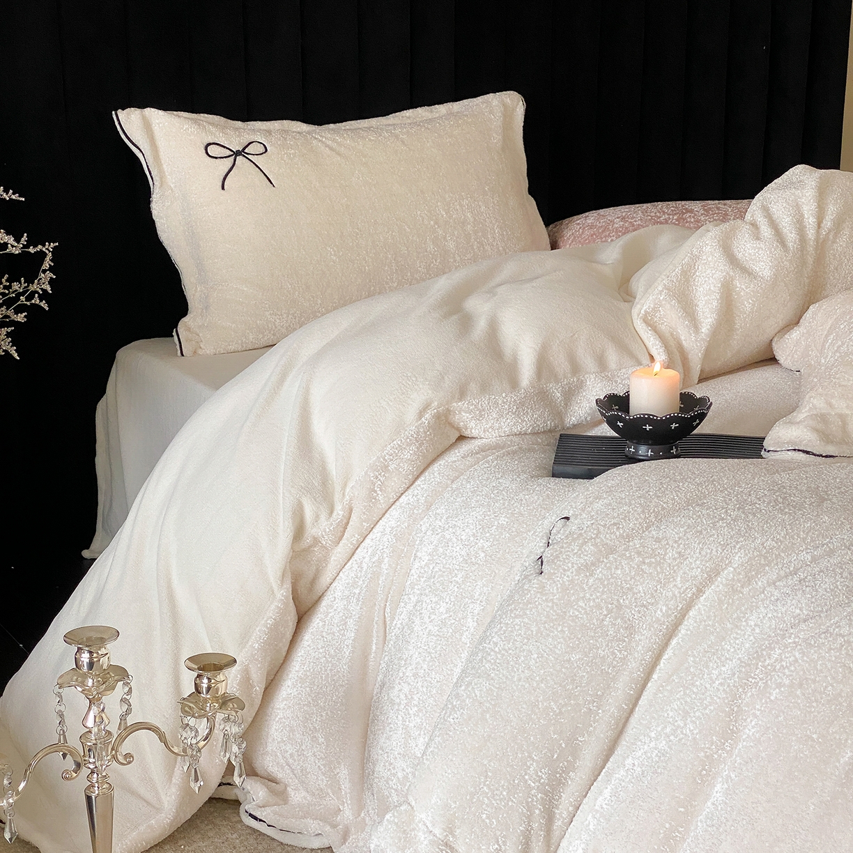 91家纺网 家纺一手货源 找家纺 （总）星野 2025新款高克重牛奶绒云锦绒刺绣四件套-可可西里