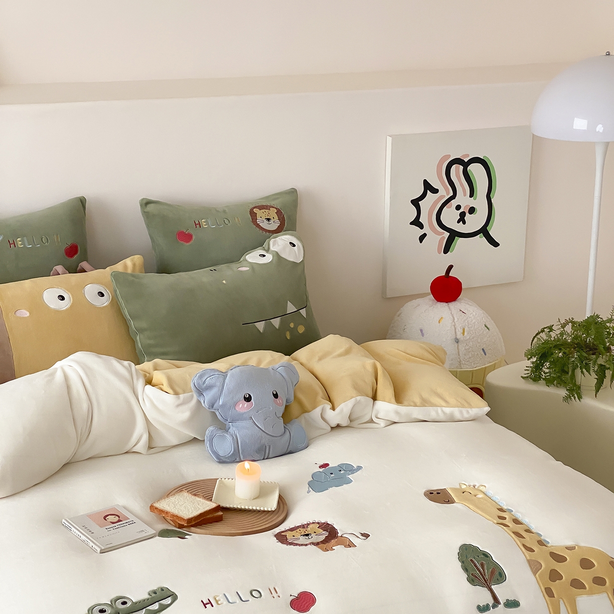 91家纺网 家纺一手货源 找家纺 （总）星野 2025新款高克重牛奶绒贴布刺绣四件套-丛林探险记