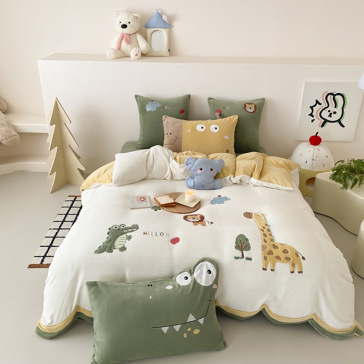 91家纺网 家纺一手货源 找家纺 （总）星野 2025新款高克重牛奶绒贴布刺绣四件套-丛林探险记