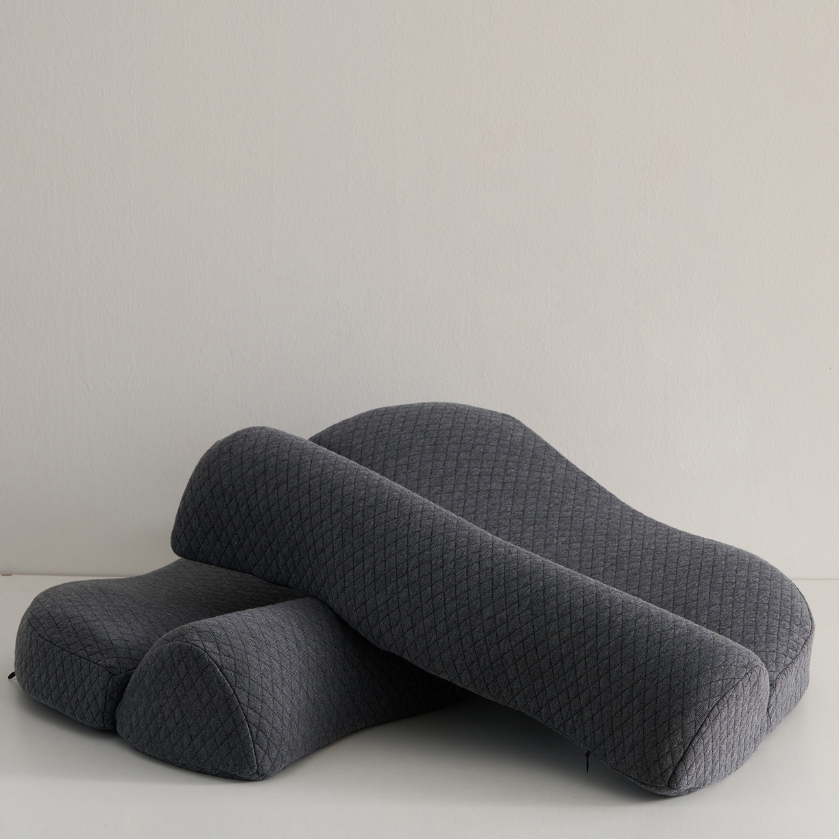 91家纺网 家纺一手货源 找家纺 乐可 2025新款零压深睡枕记忆棉枕枕头枕芯 零压深睡枕-黑