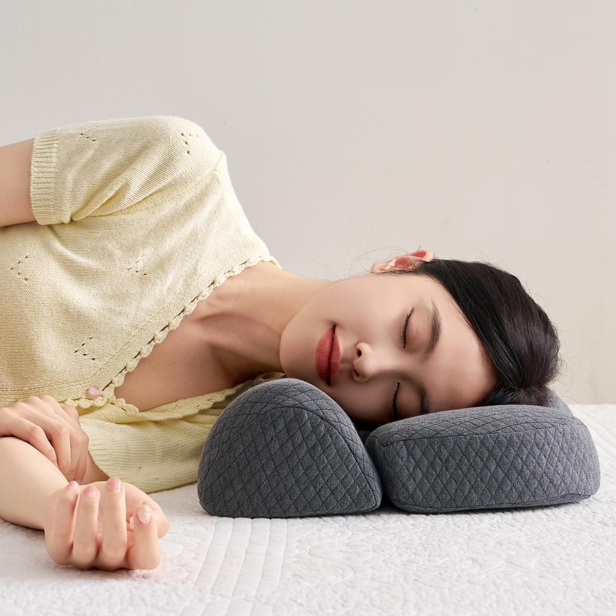 91家纺网 家纺一手货源 找家纺 乐可 2025新款零压深睡枕记忆棉枕枕头枕芯 零压深睡枕-黑