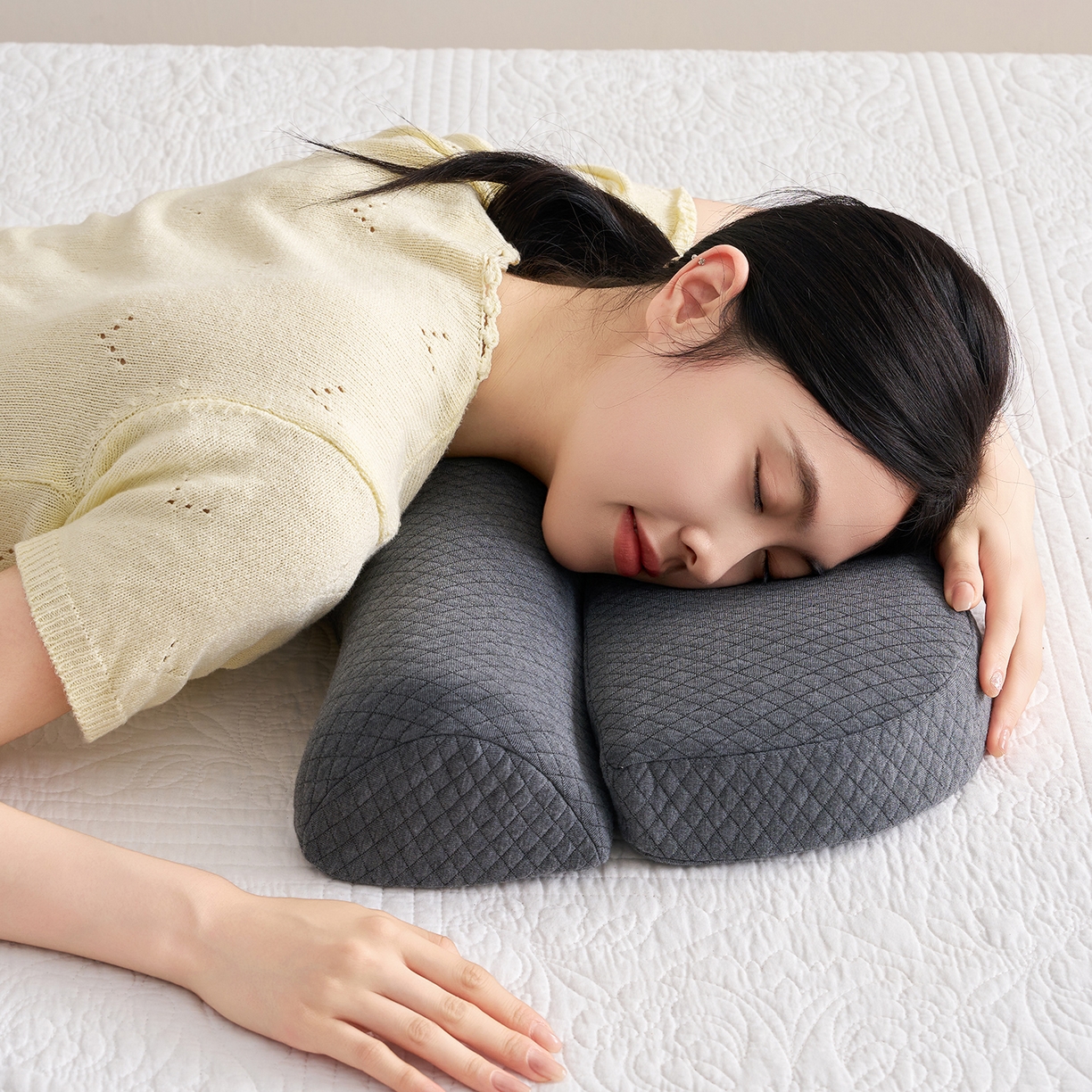 91家纺网 家纺一手货源 找家纺 乐可 2025新款零压深睡枕记忆棉枕枕头枕芯 零压深睡枕-黑