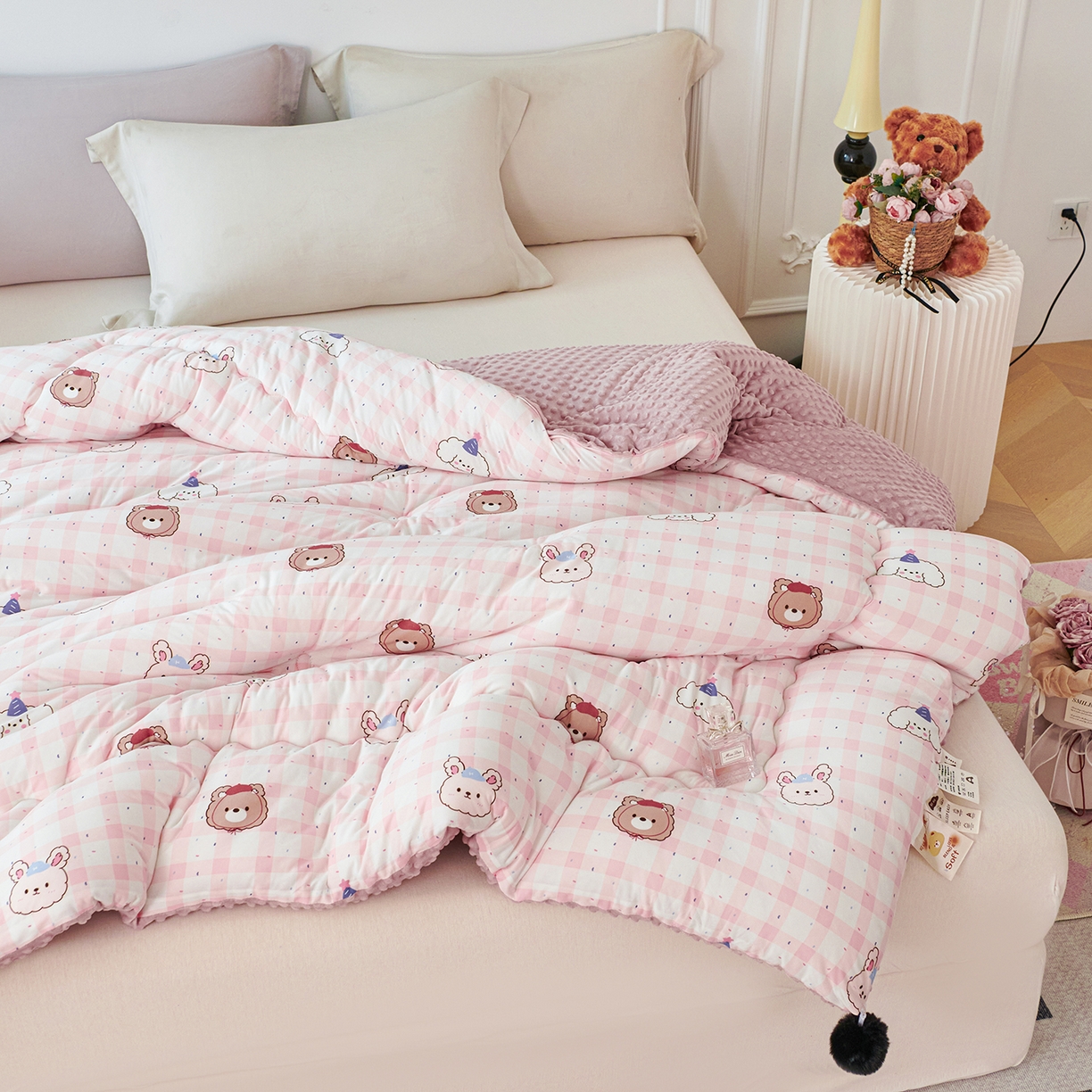 91家纺网 家纺一手货源 找家纺 （总）缔锦家纺 2025新款小版卡通豆豆被被子被芯