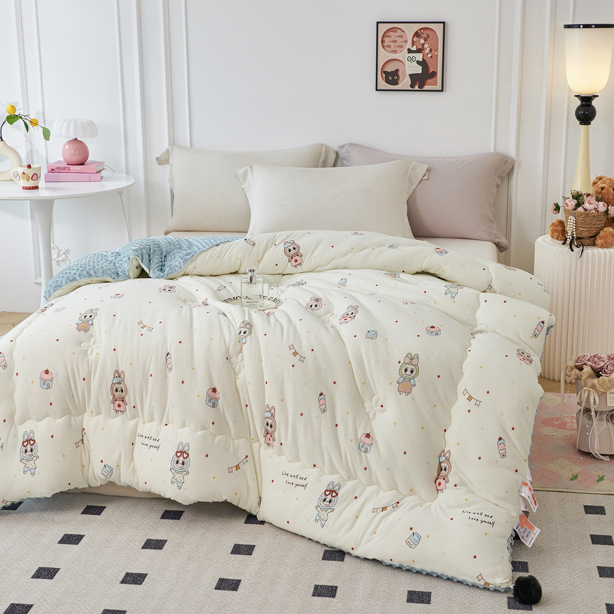 91家纺网 家纺一手货源 找家纺 缔锦家纺 2025新款小版卡通豆豆被被子被芯 蓝布布