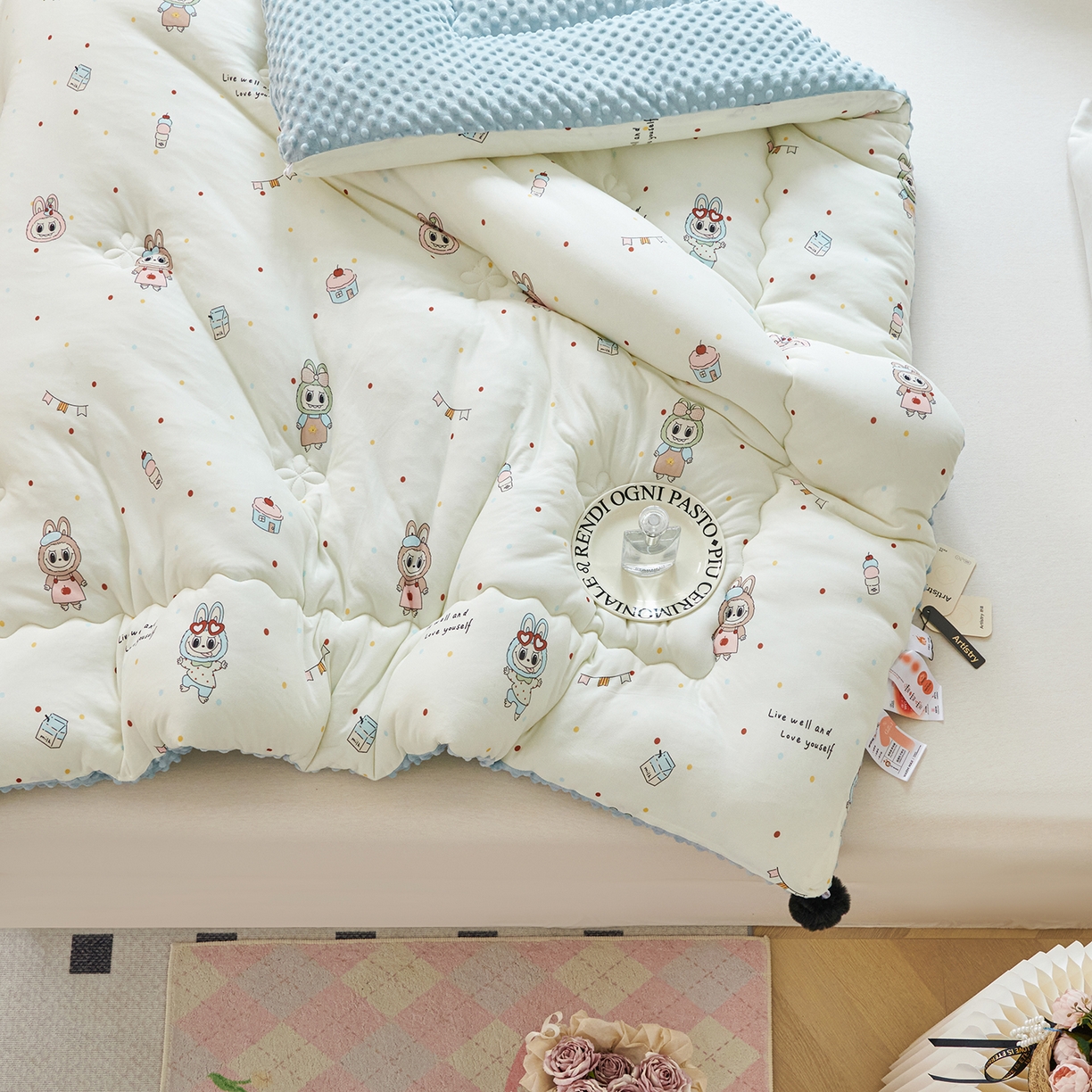 91家纺网 家纺一手货源 找家纺 缔锦家纺 2025新款小版卡通豆豆被被子被芯 蓝布布