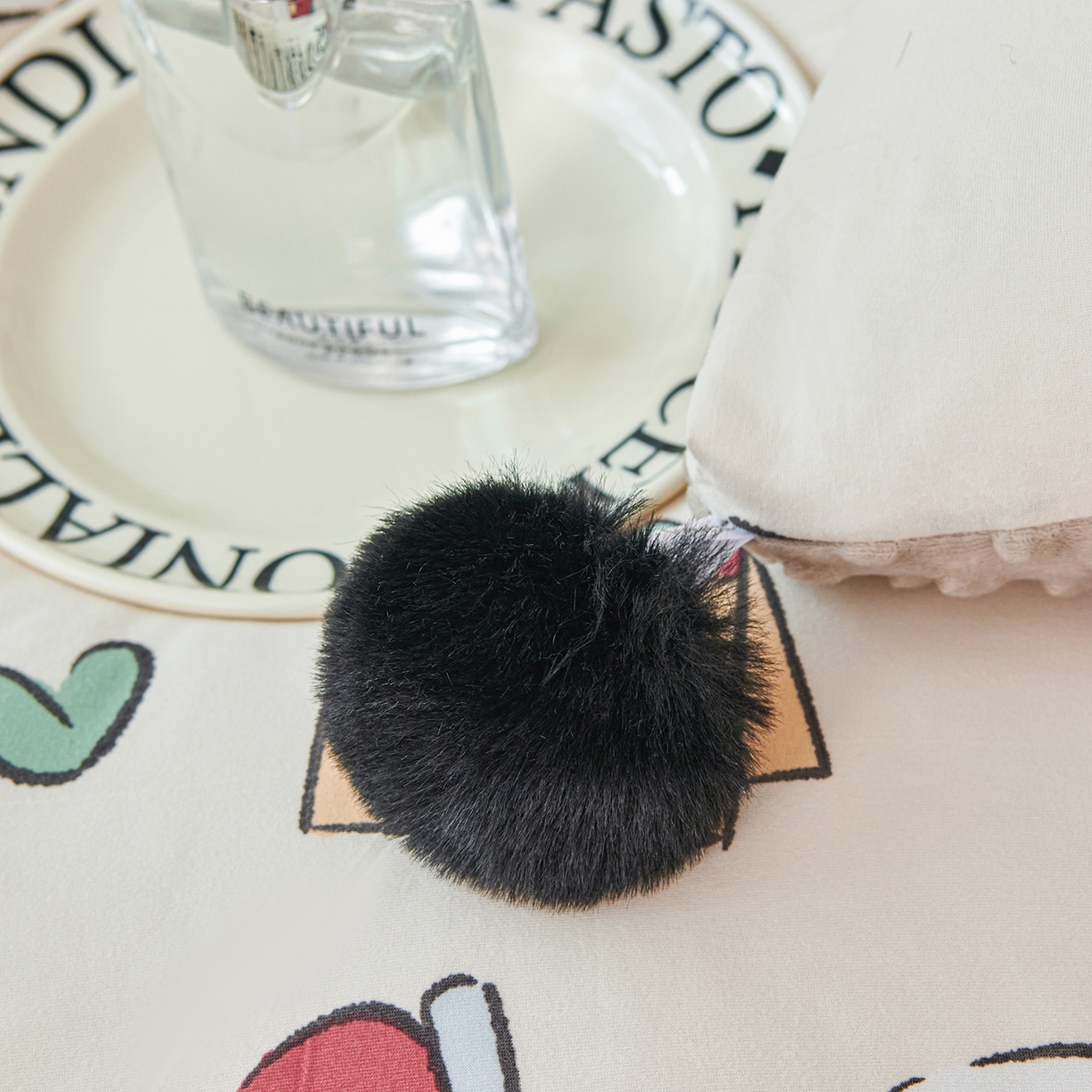 91家纺网 家纺一手货源 找家纺 缔锦家纺 2025新款小版卡通豆豆被被子被芯 熊熊咖