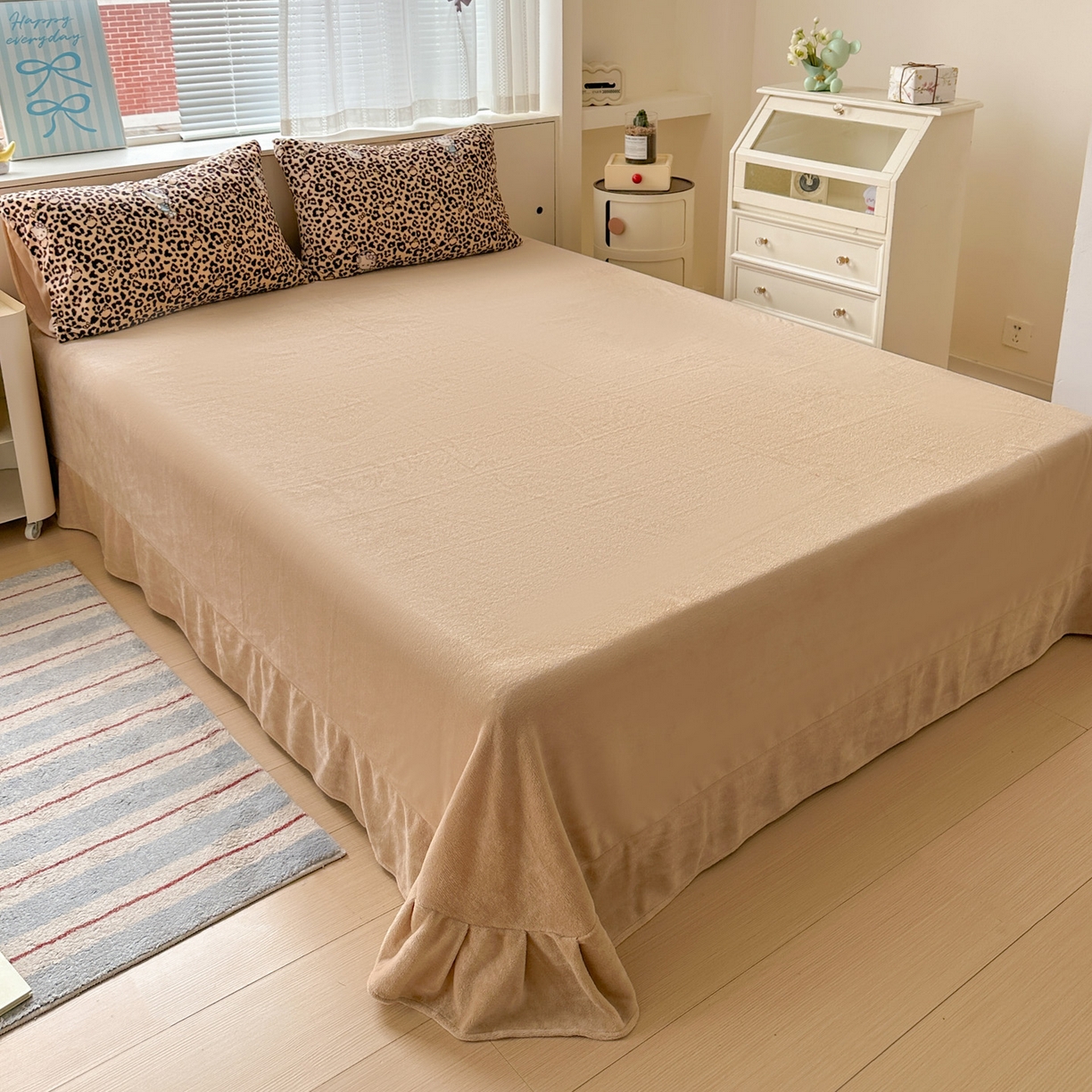 91家纺网 家纺一手货源 找家纺 梦莱斯 2025新款加厚保暖双面牛奶绒四件套 豹纹兔