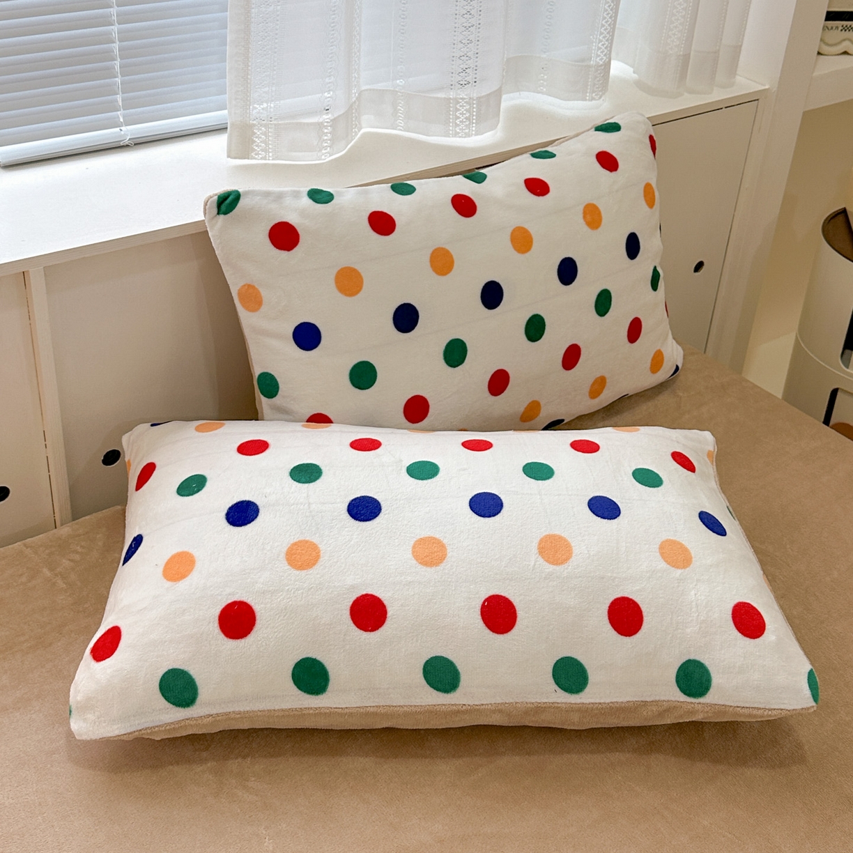 91家纺网 家纺一手货源 找家纺 梦莱斯 2025新款加厚保暖双面牛奶绒四件套 彩虹波点