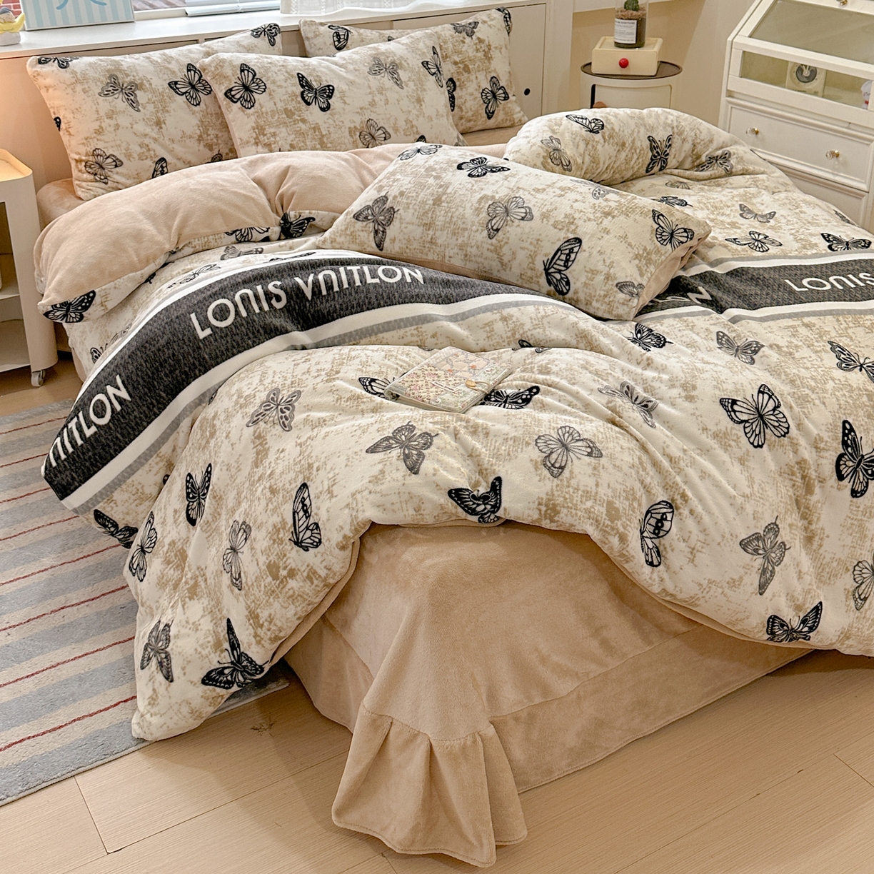 梦莱斯 2025新款加厚保暖双面牛奶绒四件套 蝶舞