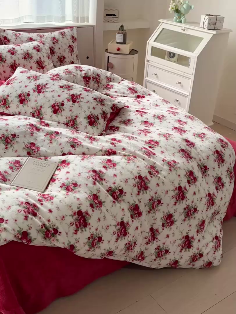 91家纺网 家纺一手货源 找家纺 梦莱斯 2025新款加厚保暖双面牛奶绒四件套 玫瑰之约 - 白