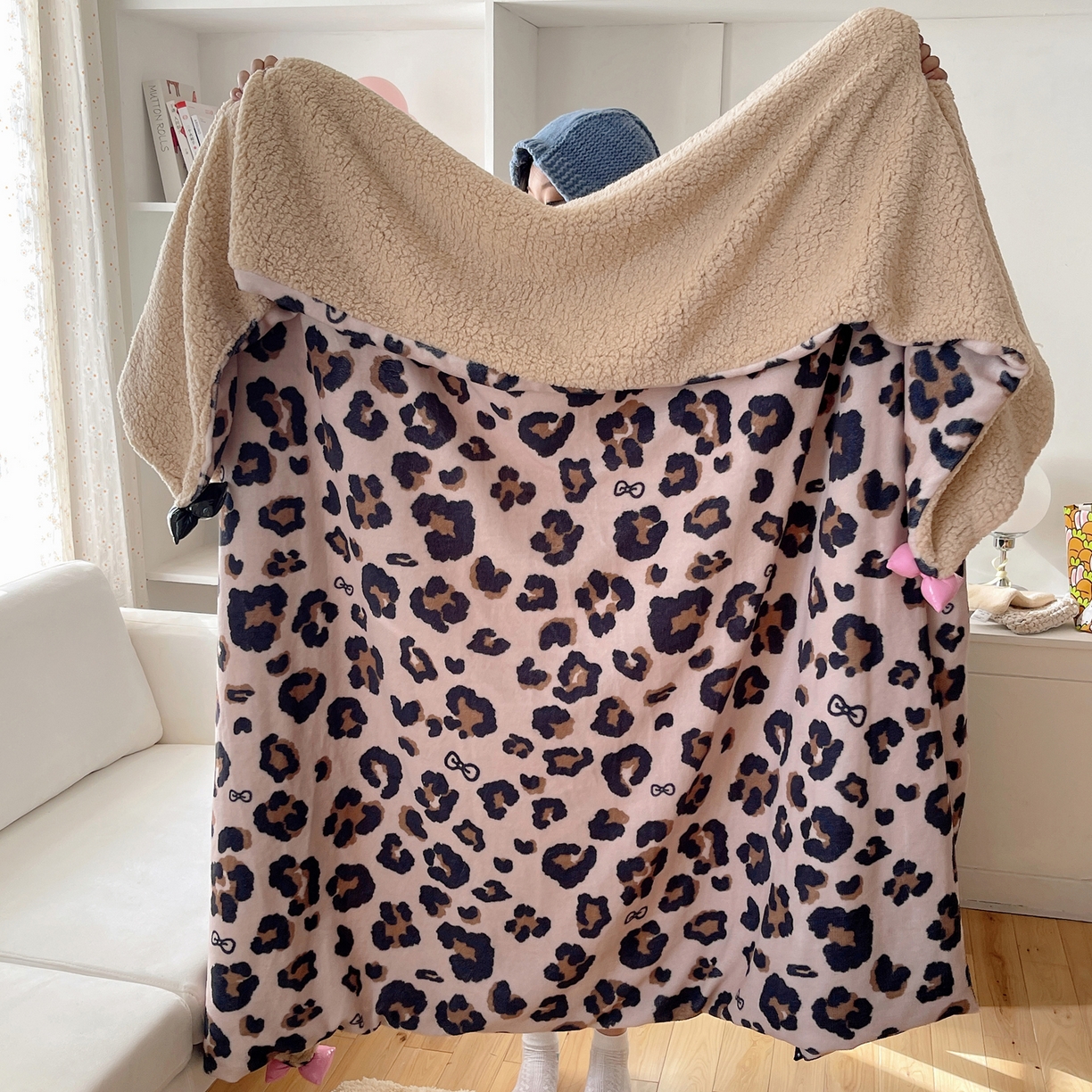 （总）轻奢坊 2025新款博主风豹纹牛奶绒羊羔绒毛毯