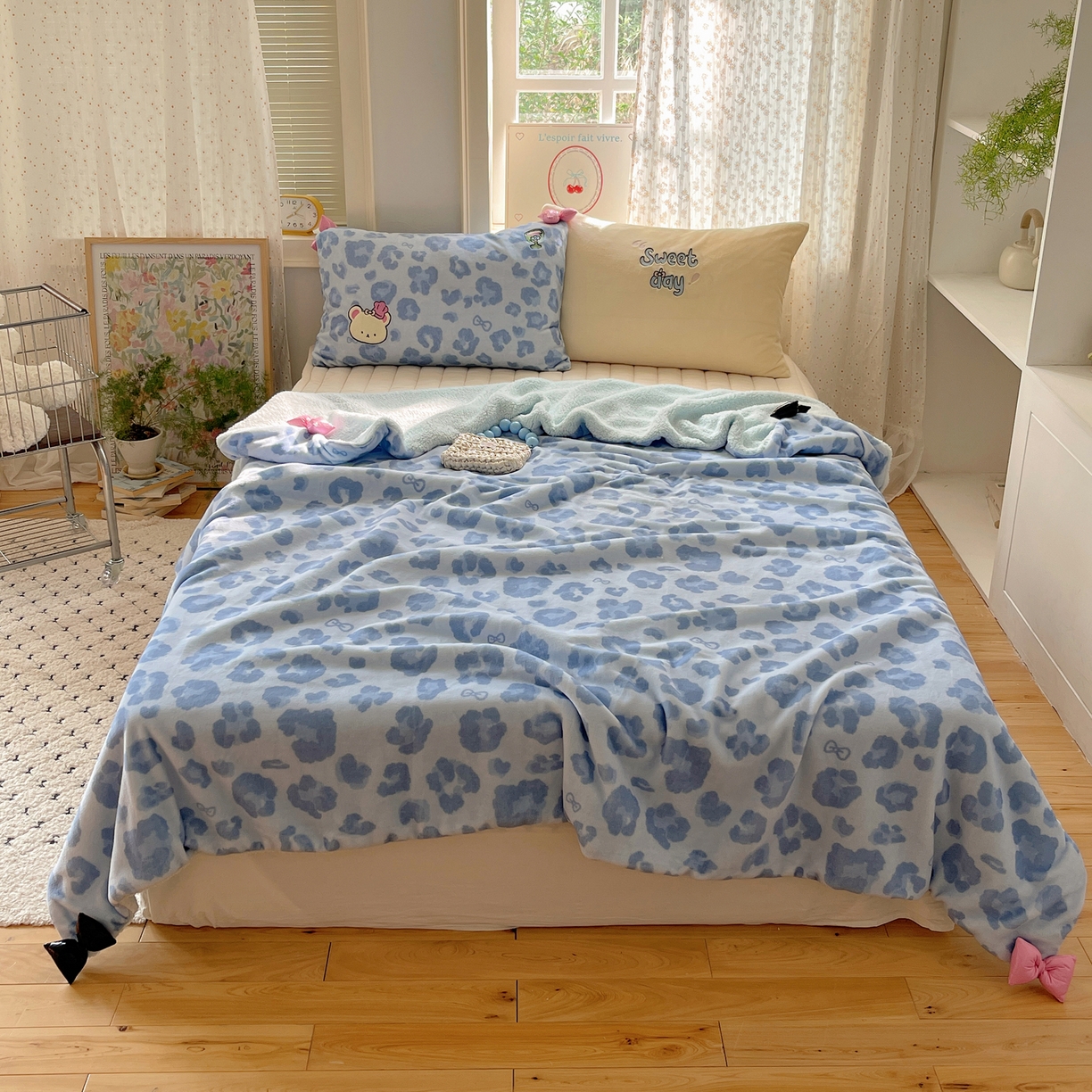 91家纺网 家纺一手货源 找家纺 轻奢坊 2025新款博主风豹纹牛奶绒羊羔绒毛毯 毯子-蓝豹