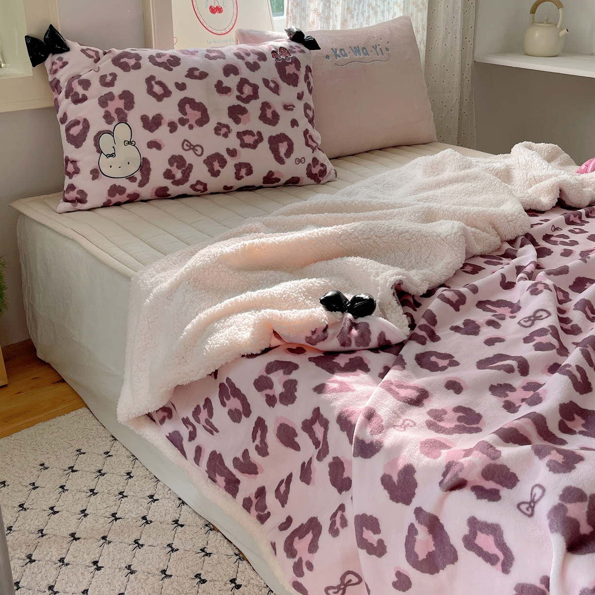 91家纺网 家纺一手货源 找家纺 轻奢坊 2025新款博主风豹纹牛奶绒羊羔绒毛毯 毯子-粉豹