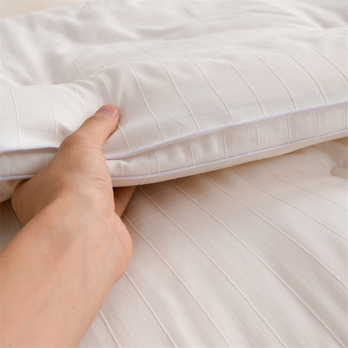 91家纺网 家纺一手货源 找家纺 （总）爱衫妮 2025新款全棉A类提花大豆被-方格  被子被芯