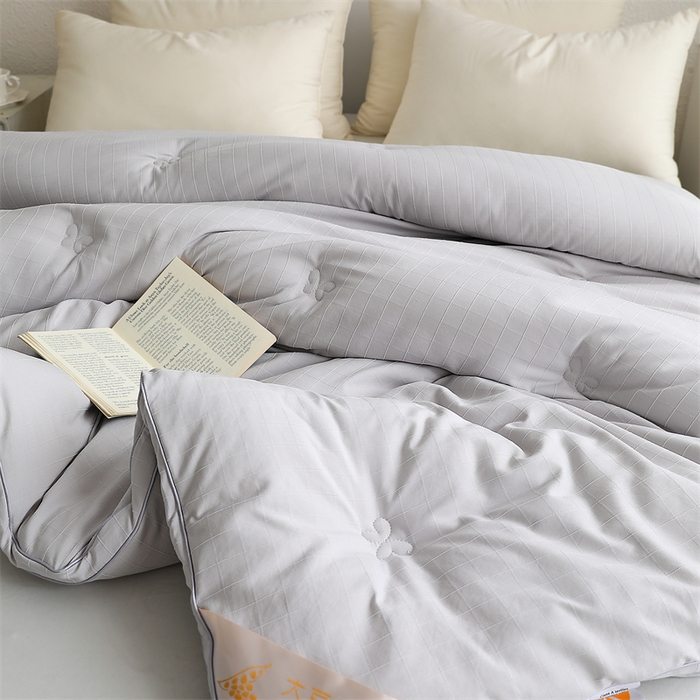 91家纺网 家纺一手货源 找家纺 爱衫妮 2025新款全棉A类提花大豆被-方格  被子被芯 方格-灰色