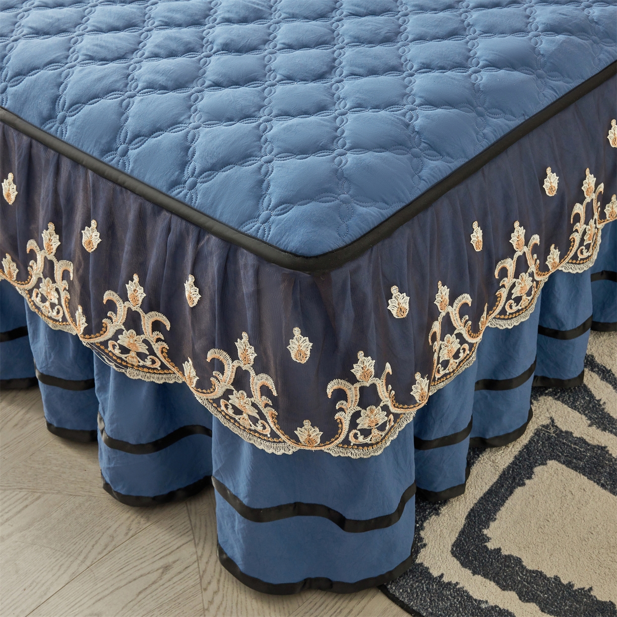 91家纺网 家纺一手货源 找家纺 （总）好儿喜家纺 2025新款A类水洗棉床裙-巴伦系列