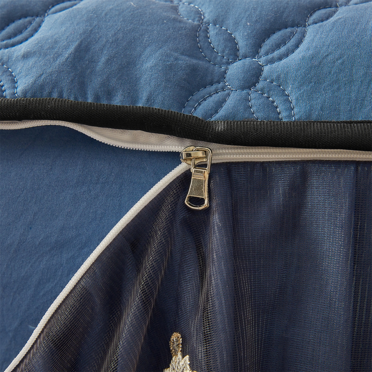 91家纺网 家纺一手货源 找家纺 （总）好儿喜家纺 2025新款A类水洗棉床裙-巴伦系列