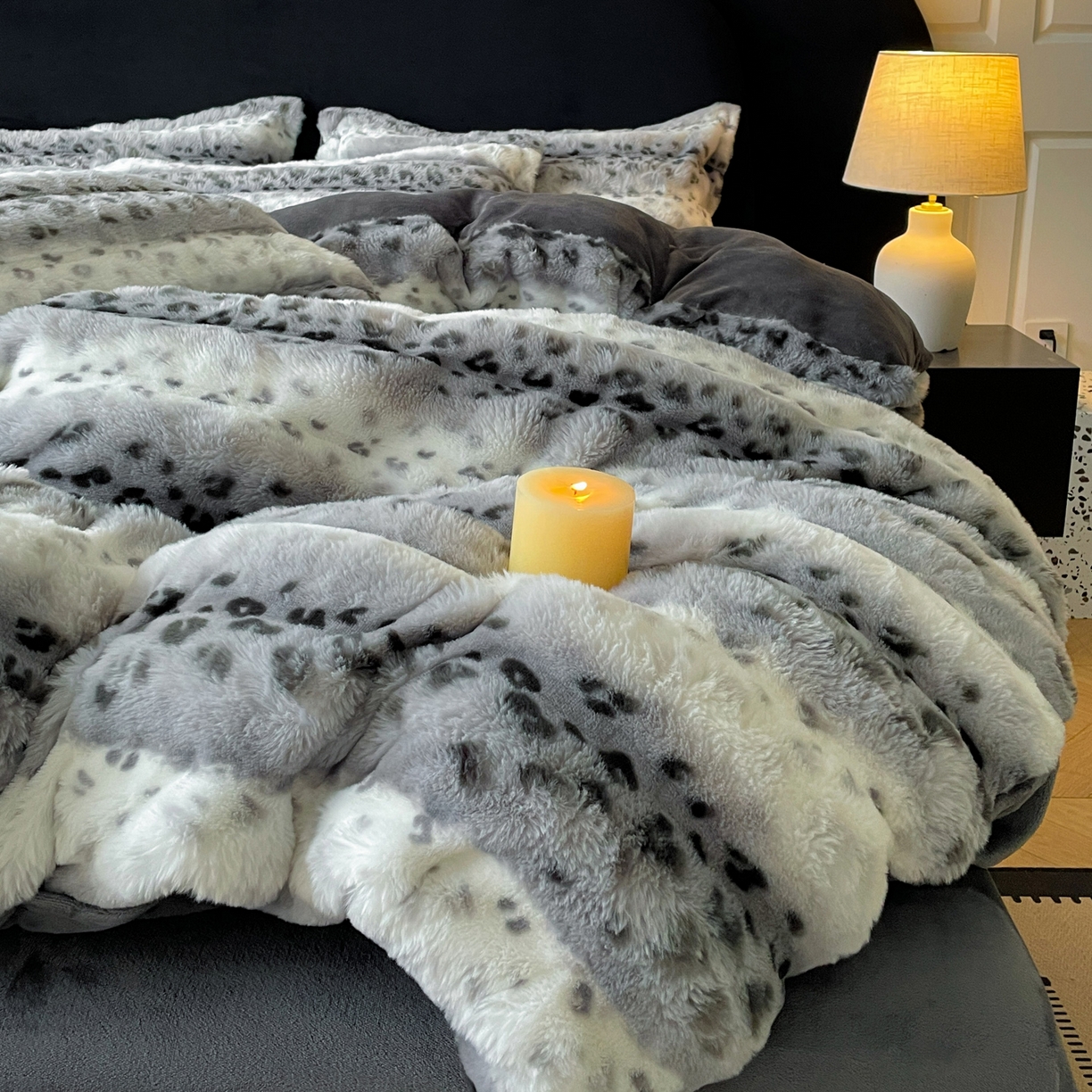 91家纺网 家纺一手货源 找家纺 （总）一比一家纺 2025新款加厚保暖兔毛绒兔兔绒四件套-豹纹系列