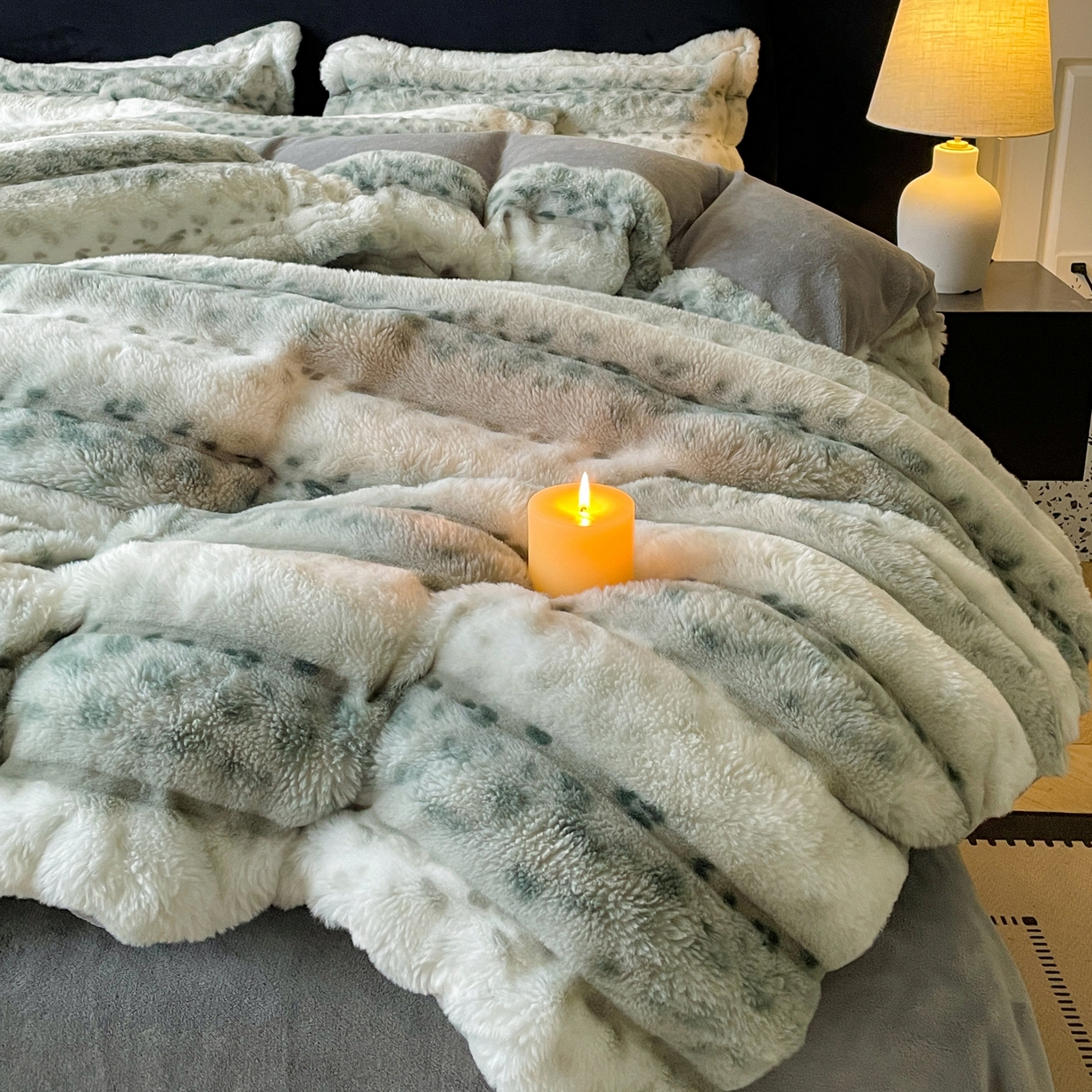 91家纺网 家纺一手货源 找家纺 一比一家纺 2025新款加厚保暖兔毛绒兔兔绒四件套-豹纹系列 豹纹-绿条