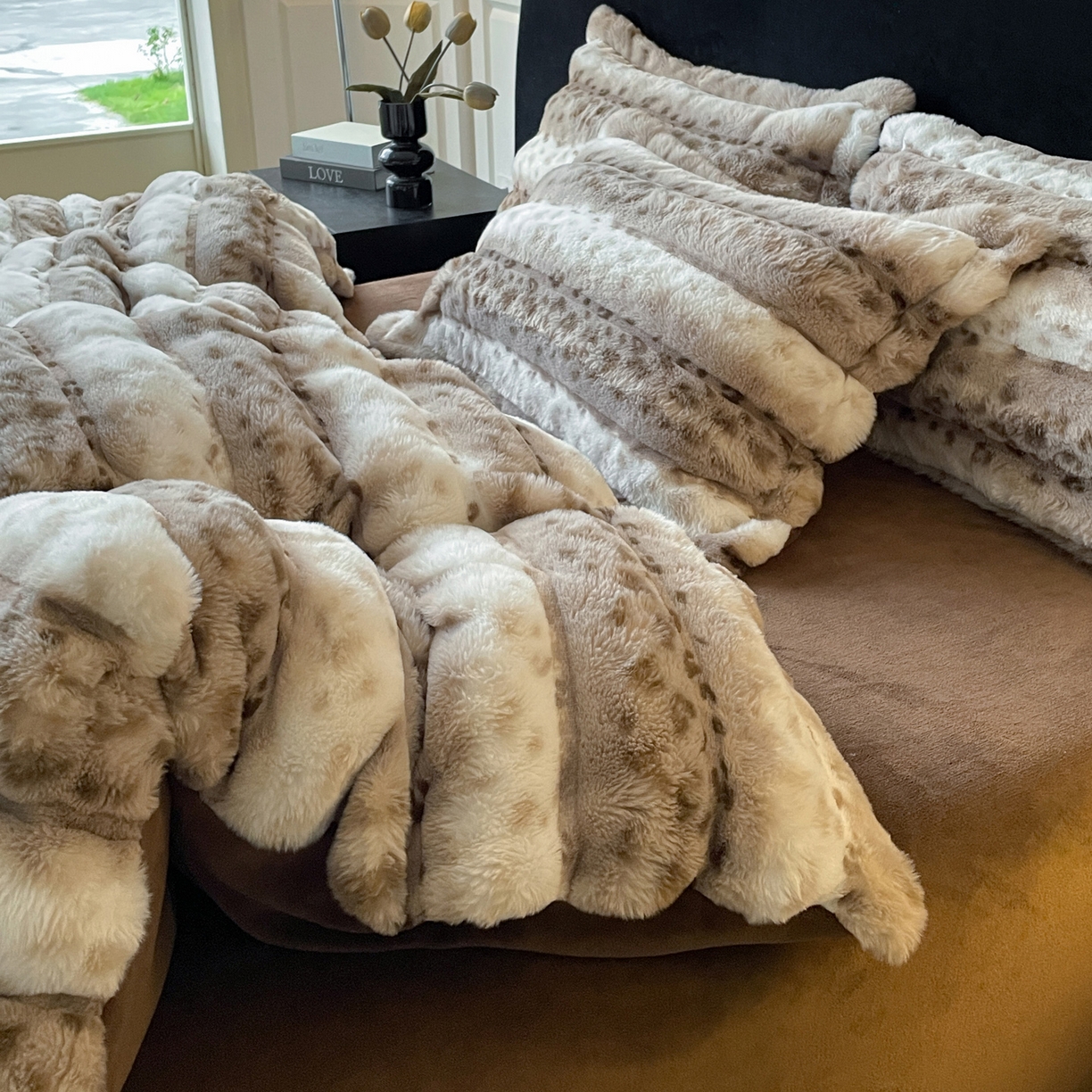 91家纺网 家纺一手货源 找家纺 一比一家纺 2025新款加厚保暖兔毛绒兔兔绒四件套-豹纹系列 豹纹-咖条