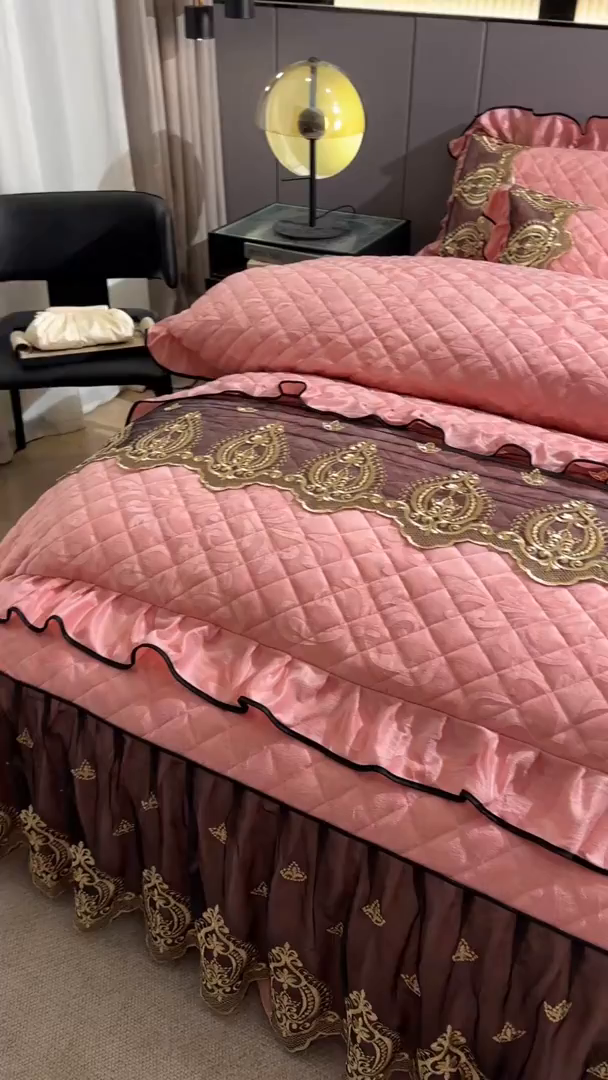 91家纺网 家纺一手货源 找家纺 （总）好儿喜家纺 2025新款天鹅绒床裙款四件套-圣罗兰系列