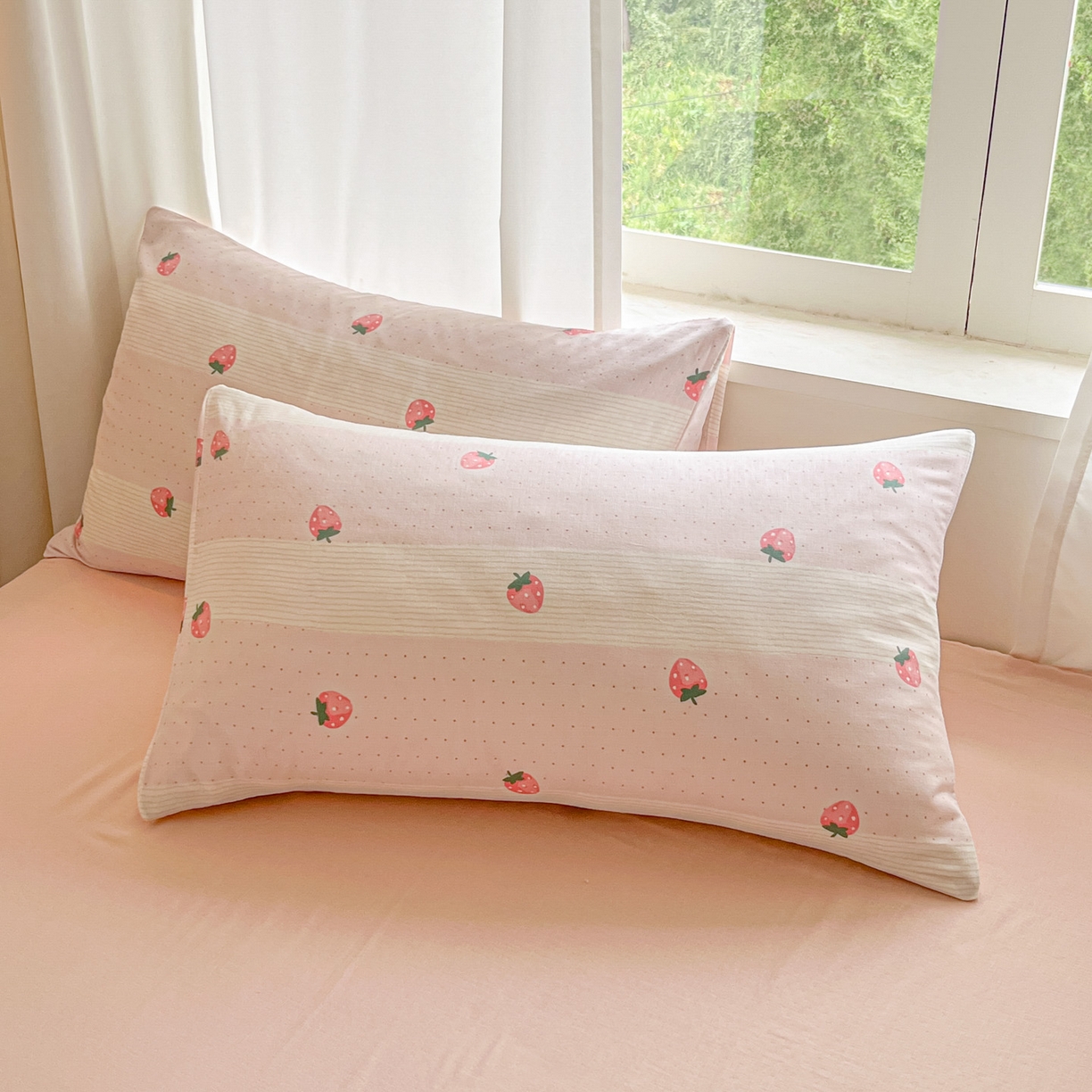 91家纺网 家纺一手货源 找家纺 一比一家纺 2025新款全棉双层纱四件套草莓