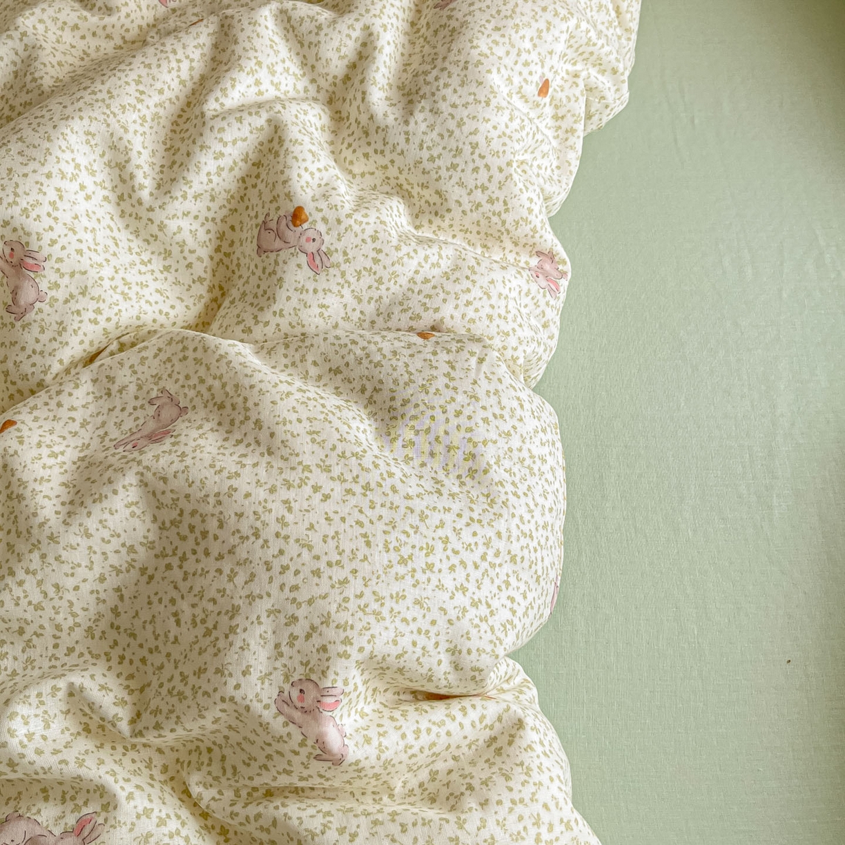 91家纺网 家纺一手货源 找家纺 一比一家纺 2025新款全棉双层纱四件套花枝兔