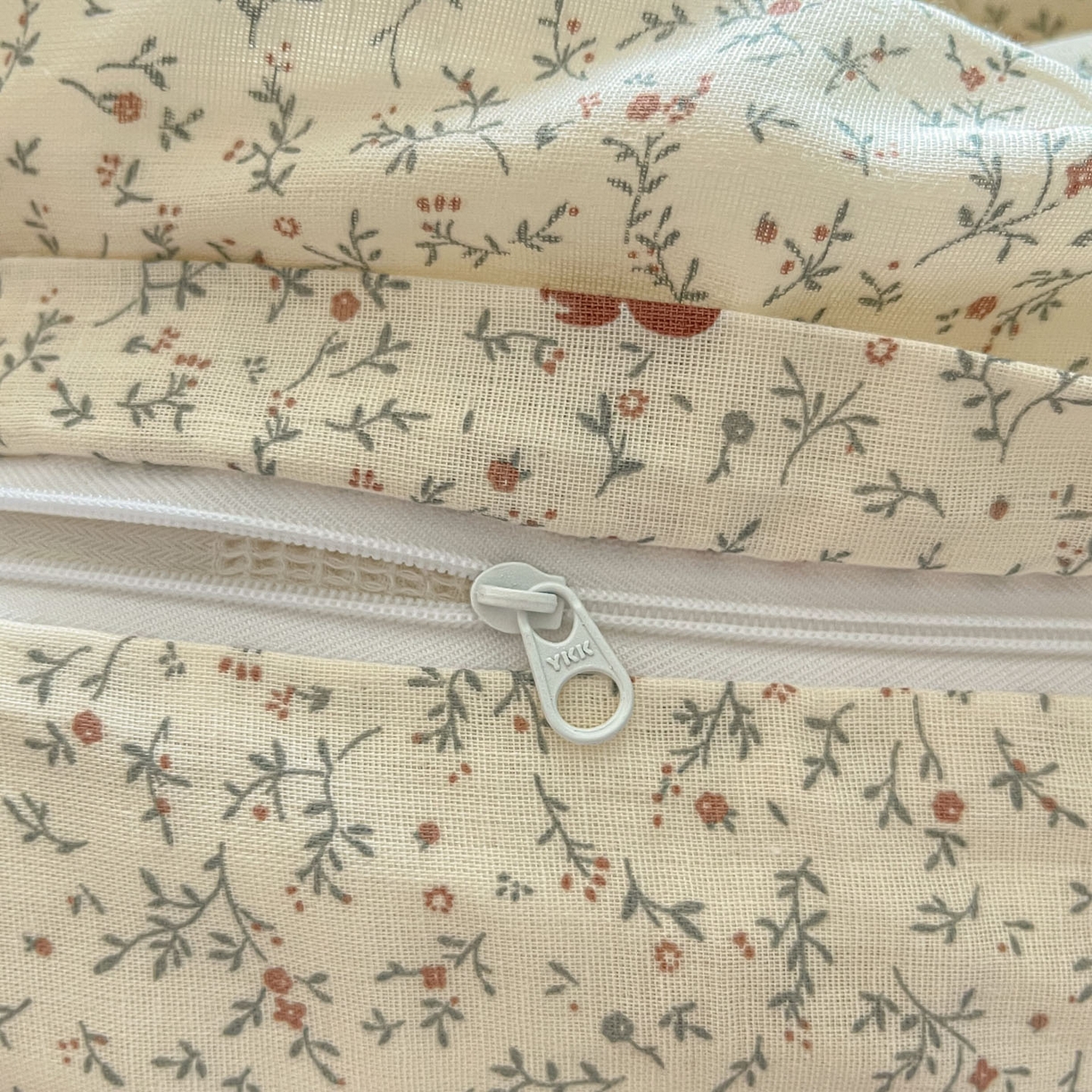 91家纺网 家纺一手货源 找家纺 一比一家纺 2026新款全棉双层纱四件套小确幸