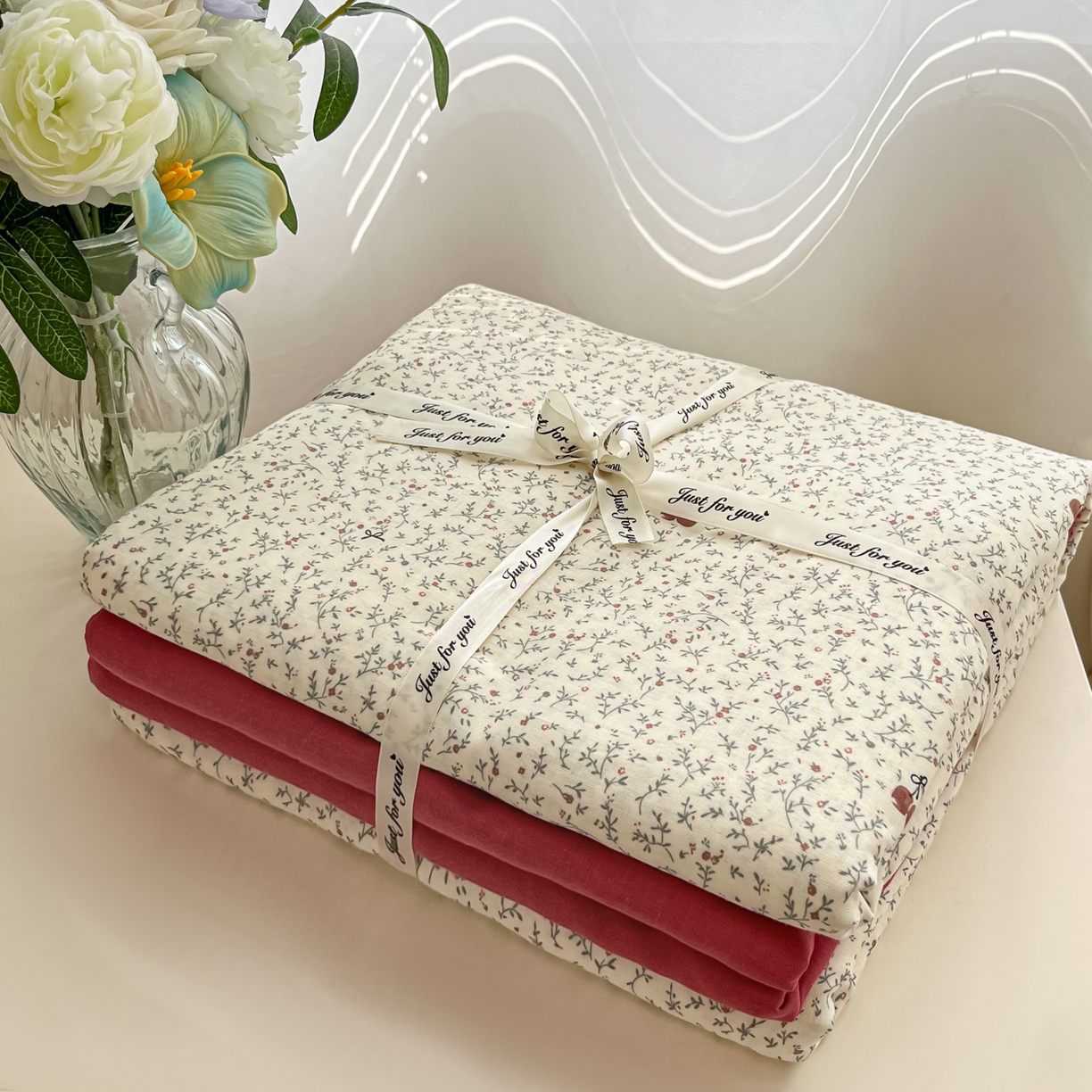 91家纺网 家纺一手货源 找家纺 一比一家纺 2026新款全棉双层纱四件套小确幸