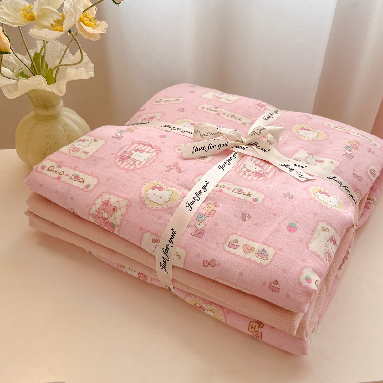 91家纺网 家纺一手货源 找家纺 一比一家纺 2025新款全棉双层纱四件套幸运喵