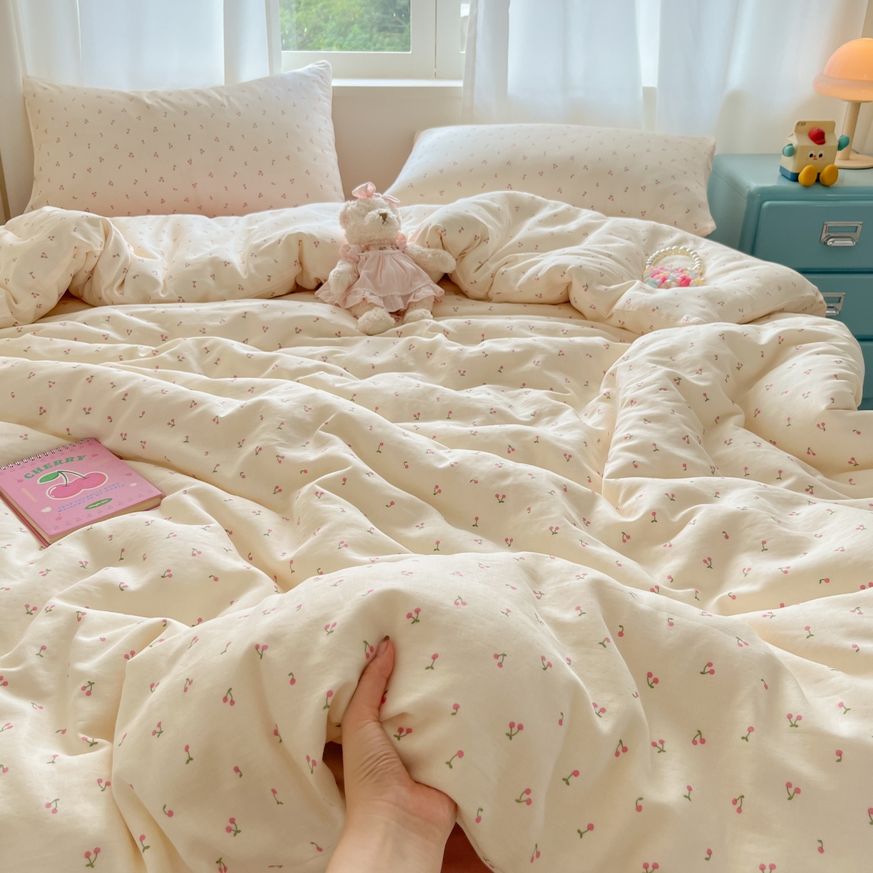 一比一家纺 2025新款全棉双层纱四件套樱桃丸子